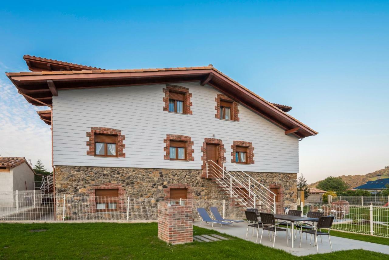 Apartamentos Turisticos El Ponton Arnuero Extérieur photo